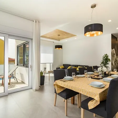 991 Villa