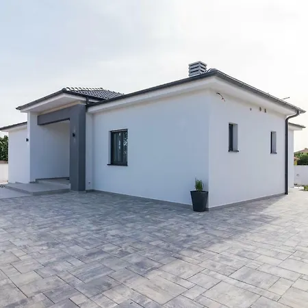 Villa 991